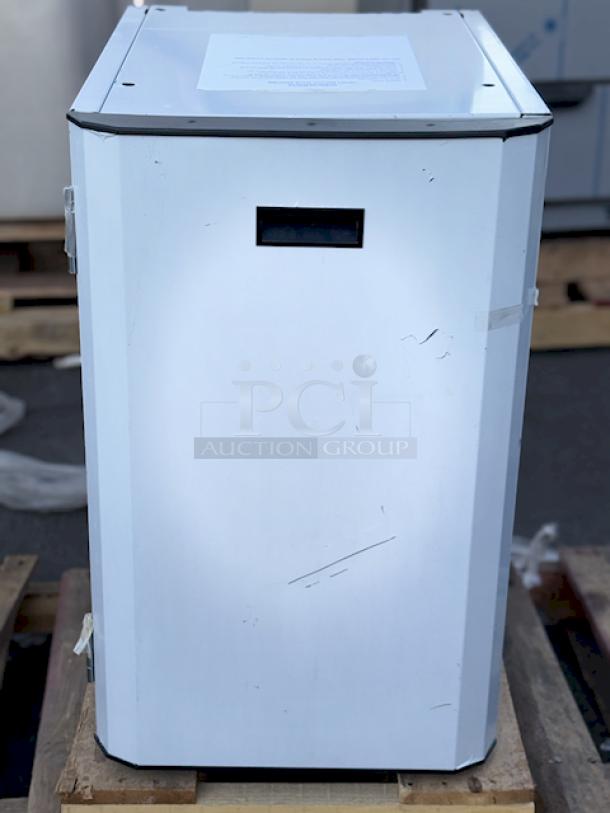 BRAND NEW! Out Of Original Packaging!! Scotsman HSTCD16-A 16 1/2" x 23 9/16" x 32" Enclosed Stainless Steel Ice Dispenser Stand with Door, S/N: 24041320011698, Minor Scratches & Dents. - Image 3 of 8