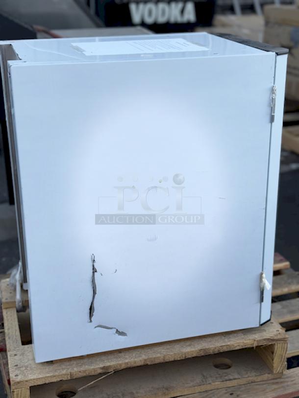 BRAND NEW! Out Of Original Packaging!! Scotsman HSTCD16-A 16 1/2" x 23 9/16" x 32" Enclosed Stainless Steel Ice Dispenser Stand with Door, S/N: 24041320011698, Minor Scratches & Dents. - Image 8 of 8