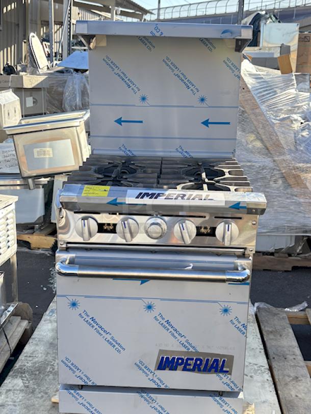 BRAND NEW SCRATCH & DENT! Imperial Range IR-4 Pro Series 24" Space Saver Natural Gas 4 Burner Range with 20" Oven - 155,000 BTU. S/N: 06358724. 24" x 31-1/2" x56-1/2" Includes Legs and Gas Manifold. - Image 7 of 10
