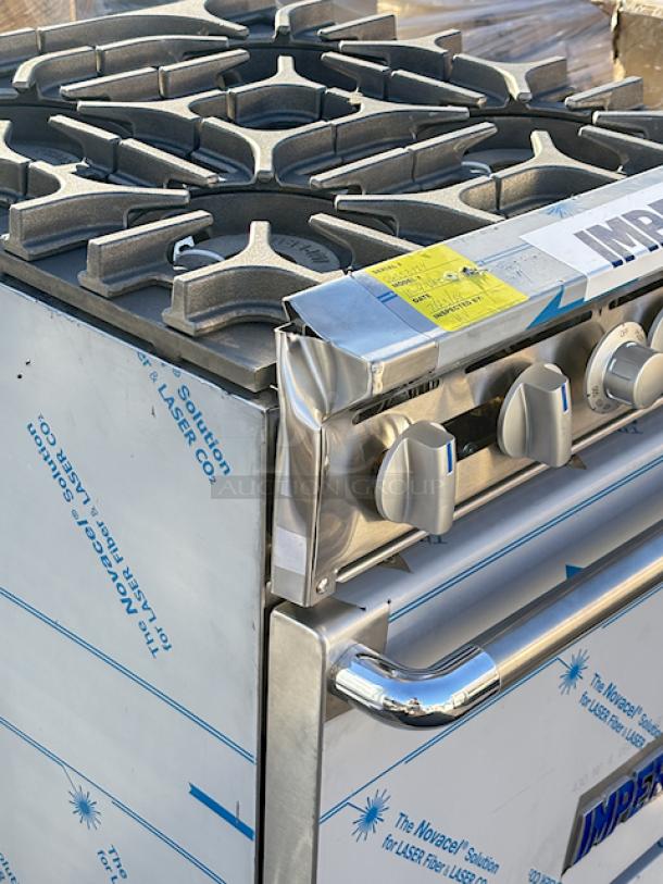 BRAND NEW SCRATCH & DENT! Imperial Range IR-4 Pro Series 24" Space Saver Natural Gas 4 Burner Range with 20" Oven - 155,000 BTU. S/N: 06358724. 24" x 31-1/2" x56-1/2" Includes Legs and Gas Manifold. - Image 10 of 10