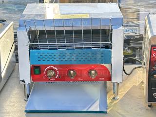 BRAND NEW SCRATCH & DENT! Avantco T3600D Commercial 14 1/2" Wide Conveyor Toaster with 3" Opening, Includes Rear Chute - 240V, 1ph, 60Hz, 3600W, 1200 Slices per Hour. SERIAL #: 45099231843600D Minor scratches & dents, very slight bend on top left corner. Damage to power cord. Missing (2) screws to attach rear chute.