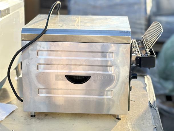 BRAND NEW! Waring CTS1000 Commercial Conveyor Toaster - 120V/15 Amps/1 Phase/60 Hz. Out of Original Packaging. See photos. - Image 5 of 5