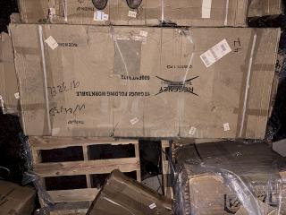BRAND NEW SCRATCH & DENT! Regency 600FWT3072 30" x 72" 18-Gauge Stainless Steel Open Base Folding Work Table