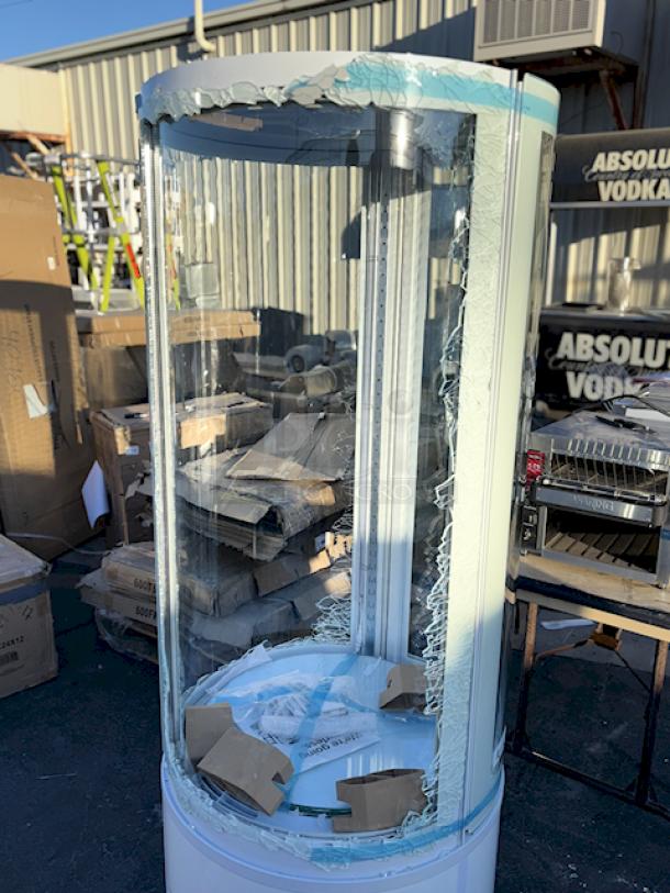 BRAND NEW SCRATCH & DENT! Avantco BCR-15-HC White Circular Glass Refrigerated Display Case, 115 Volts, S/N: 1455612250084. 2 out panes of glass are broken. 24 13/16 x 27 1/4 x 68 7/8 - Image 7 of 8