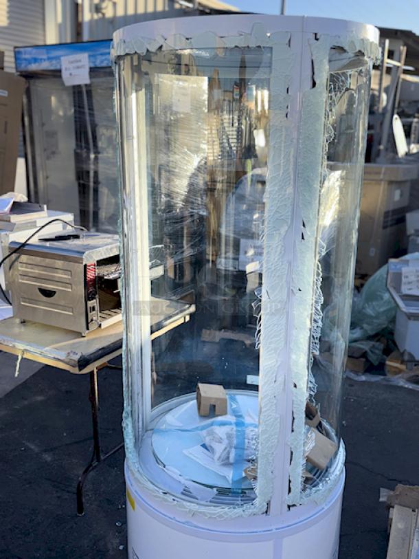 BRAND NEW SCRATCH & DENT! Avantco BCR-15-HC White Circular Glass Refrigerated Display Case, 115 Volts, S/N: 1455612250084. 2 out panes of glass are broken. 24 13/16 x 27 1/4 x 68 7/8 - Image 8 of 8