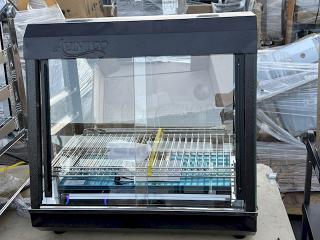 BRAND NEW SCRATCH & DENT! Avantco HDC-26 26" Self/Full Service 3 Shelf Countertop Heated Display Case with Sliding Doors - 120V, 1580W, S/N: CK-240270R- 256 N, 86Lb. Minor denting in upper corners. (see photos).
