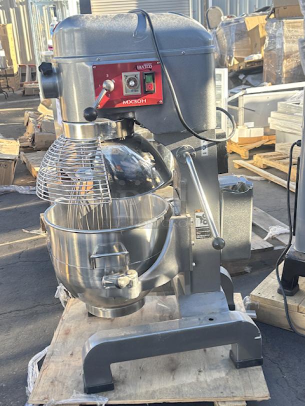 BRAND NEW SCRATCH & DENT! Avantco MX30H 30 Qt. Planetary Floor Mixer with Guard & Standard Accessories - 120V, 1 3/4 hp. S/N: 08 0045 23 - 177MX30H. Includes: Bowl, Wire Whip, Flat Beater and Hook. Electrical Box is damaged (see photos). - Image 6 of 10