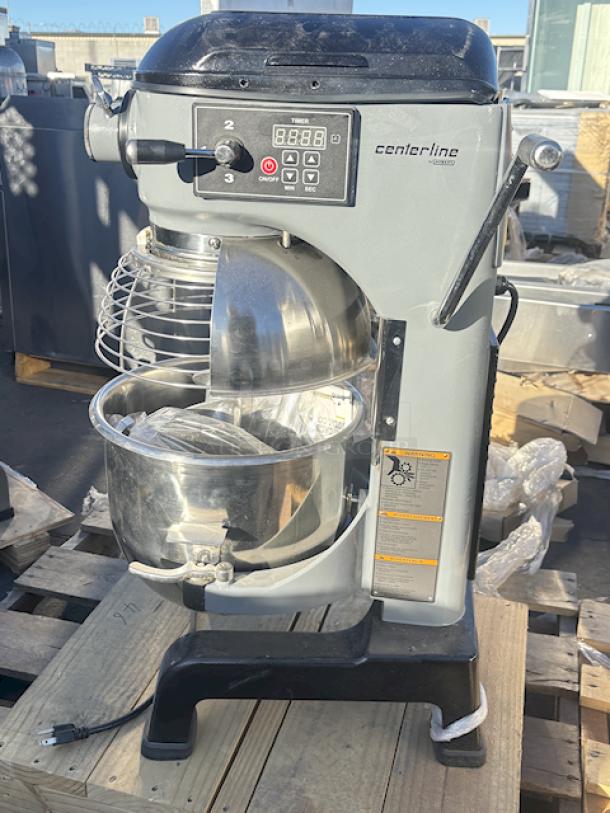 BRAND NEW SCRATCH & DENT! Centerline by Hobart HMM20-1STD 20 Qt. Planetary Stand Mixer with Guard & Standard Accessories - 120V, 1/2 hp. 9 Amps/1 Phase/60 Hz. 295 lb. S/N: EX-0005-046. Includes a beater, whip, and dough hook. Top backside on the unit is dented. - Image 2 of 7