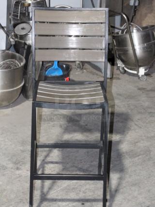 LIKE NEW! Mingja MJ-589H Upscale Aluminum Bar Height Chairs With Pvc Wicker and Silver Frame. 20-3/4 x 17-1/2 x 45-1/2 (Seat Height Is 31-1/2") 4x Your Bid. 


*These items are located at our main warehouse approximately 10mins away. The address is 3290 S. Highland Dr. Las Vegas NV 89109.*