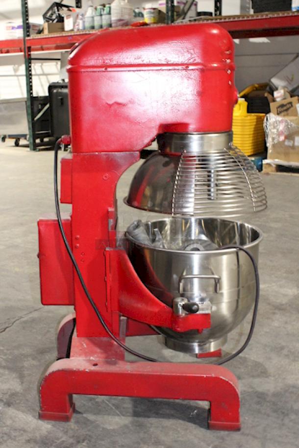 Avantco MX30 Commercial Planetary Floor Mixer. Includes Paddle and Wire Whip, 120v/1Ph. Tested. In Working Order. 


*These items are located at our main warehouse approximately 10mins away. The address is 3290 S. Highland Dr. Las Vegas NV 89109.* - Image 3 of 5