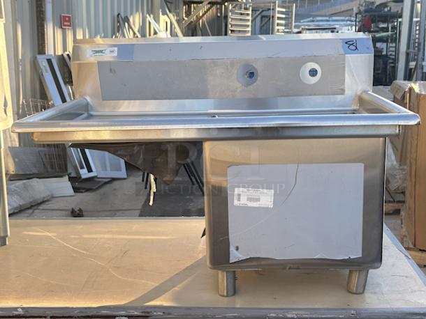 BRAND NEW SCRATCH AND DENT! Regency 60S1181818GL 38 1/2" 16-Gauge Stainless Steel One Compartment Commercial Sink with Galvanized Legs and 1 Drainboard - 18" x 18" x 14" Bowl. Includes Drain. - Image 3 of 11