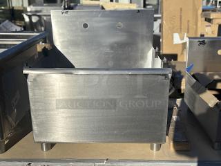 BRAND NEW SCRATCH & DENT! Steelton 24" x 21" x 14" Utility Sink for (1) 8" Center Faucet. 24-1/2" x 24" x 41"