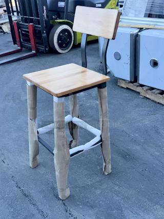 BRAND NEW SCRATCH & DENT! Lancaster Table & Seating 164BINDNATAN Industrial Bar Stool with Honey Maple Finish.16-1/2" x 16-1/2" x 43". Seat Height: 28-1/2" Capacity: 350Lb. 12x Your Bid