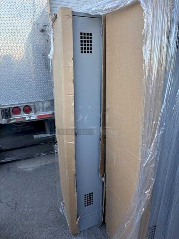 BRAND NEW SCRATCH & DENT! Regency 600LC11122KK  Space Solutions Single, 1 Tier Locker. 6x Your Bid. May be missing some screws/Require minor assembly - Image 1 of 11