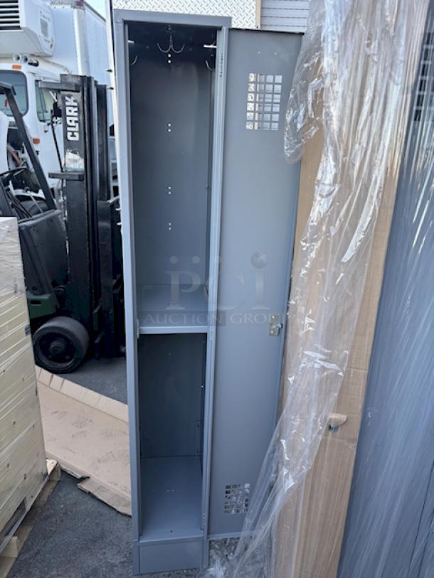BRAND NEW SCRATCH & DENT! Regency 600LC11122KK  Space Solutions Single, 1 Tier Locker. 6x Your Bid. May be missing some screws/Require minor assembly - Image 5 of 11