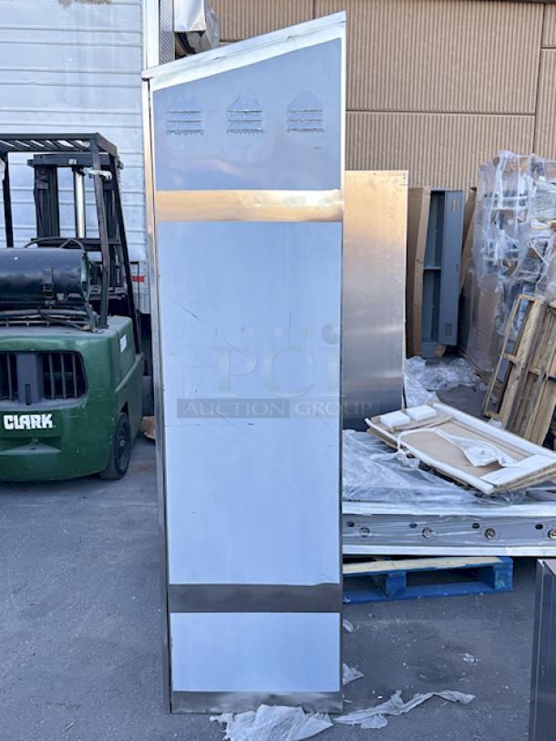 BRAND NEW SCRATCH & DENT! Regency 600SMC25SD Stainless Steel Mop Sink Cabinet - 25 1/4" x 22 5/8" x 84". Unit is dented. - Image 2 of 9