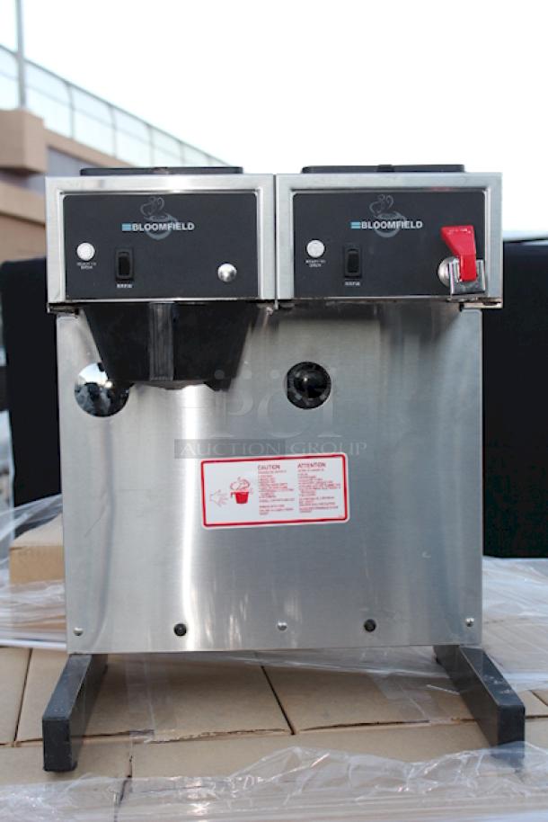 OUTSTANDING! Bloomfield 8792 Gourmet 1000 Dual Automatic Airpot Coffee Brewer, 120/240V, 4000w, 17Amp. In Working Order. S/N: 05B00001005 - Image 1 of 5