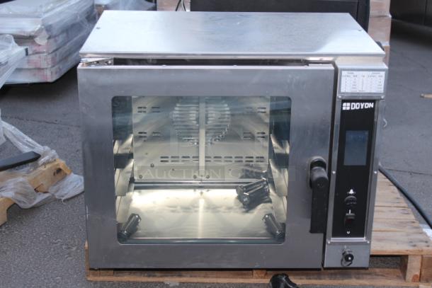 NEW! NEVER USED!! Doyon DCOT5 29.13" Half Size Electric Countertop Oven with Touch Screen - 4 kW. 208v/1Ph/60Hz/21Amp. S/N: 093280020321 - Image 1 of 10