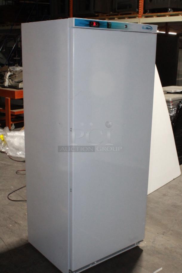 BRAND NEW SCRATCH & DENT! Koolmore KM-FMD20WH 21 Cu. ft. Commercial Reach-in Freezer in White Manual Defrost, 115v. 27.4" x 30.1" x 74.4" Arrived in manufacturer packaging. TESTED!! WORKS PERFECT!!! Back of unit has a minor scratch. 

*This unit is located at our main warehouse approximately 10mins away. The address is 3290 S. Highland Dr. Las Vegas NV 89109.* - Image 5 of 11