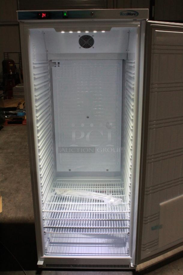 BRAND NEW SCRATCH & DENT! Koolmore KM-FMD20WH 21 Cu. ft. Commercial Reach-in Freezer in White Manual Defrost, 115v. 27.4" x 30.1" x 74.4" Arrived in manufacturer packaging. TESTED!! WORKS PERFECT!!! Back of unit has a minor scratch. 

*This unit is located at our main warehouse approximately 10mins away. The address is 3290 S. Highland Dr. Las Vegas NV 89109.* - Image 10 of 11