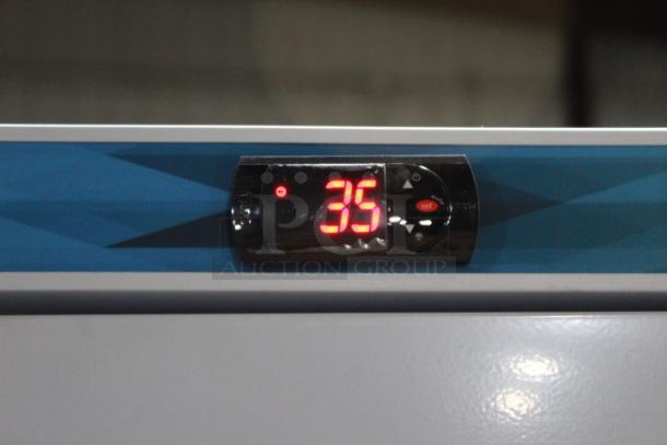 BRAND NEW SCRATCH & DENT! Koolmore KM-FMD20WH 21 Cu. ft. Commercial Reach-in Freezer in White Manual Defrost, 115v. 27.4" x 30.1" x 74.4" Arrived in manufacturer packaging. TESTED!! WORKS PERFECT!!! Back of unit has a minor scratch. 

*This unit is located at our main warehouse approximately 10mins away. The address is 3290 S. Highland Dr. Las Vegas NV 89109.* - Image 11 of 11