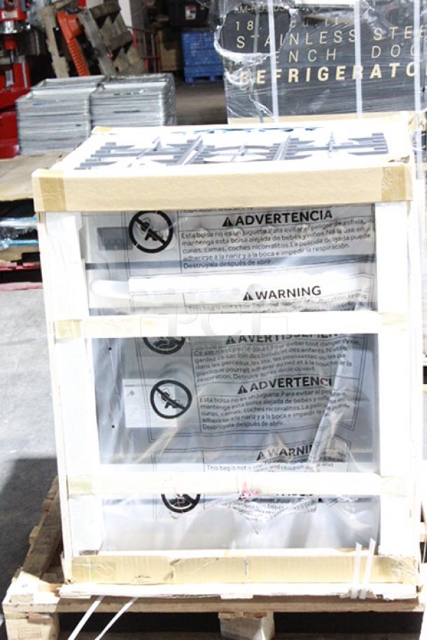 DO NOT MISS OUT!!! BRAND NEW! Koolmore FR30G-SS 30 in. Stainless-Steel Professional Gas Range. In Sealed Manufacturer Packaging. 25" x 29.9" x 35.4"  ONLY OBSERVABLE DEFECT IS A MINOR SCRATCH!!! (see photos). 

*This unit is located at our main warehouse approximately 10mins away. The address is 3290 S. Highland Dr. Las Vegas NV 89109.* - Image 5 of 9