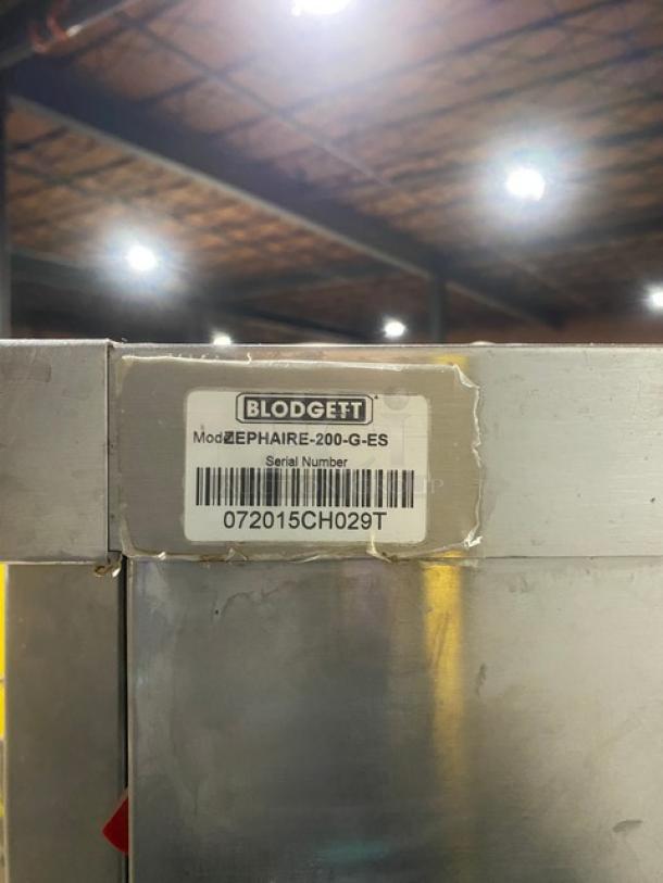 Blodgett Zephaire Series Commercial Stainless Steel Natural Gas Powered Convection Oven! Model: ZEPHAIRE-200-G-ES SN: 072015CH029T! Double Stacked! With Garland Master 200 Series Commercial Stainless Steel Natural Gas Powered Convection Oven! With Wire Oven Racks! On Casters! 2X Your Bid Make One Unit! - Image 7 of 13