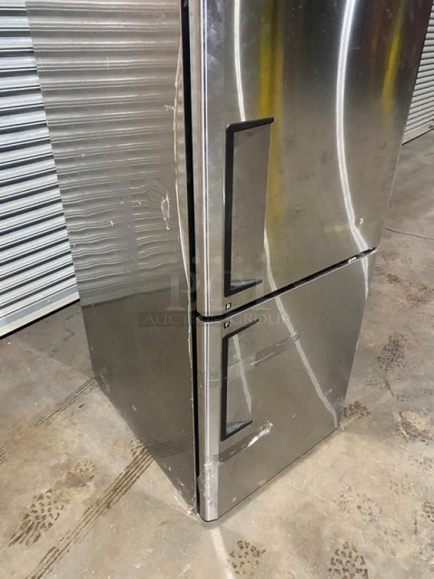 Turbo-Air Commercial Stainless Steel Half Door Dual Temp Refrigerator/Freezer Combo! With Digital Touch Control Panel! Model: JRF-19 SN: J1RF2A8015! 115V 1 Phase! - Image 6 of 11