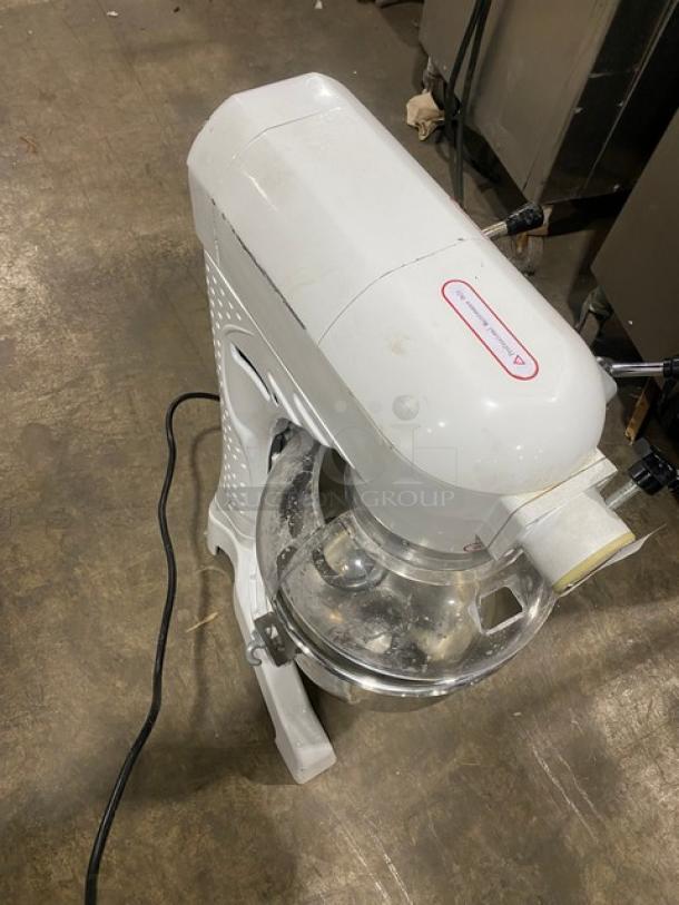 Late Model! 2024! Commercial Floor Style 30 Quart Planetary Mixer! With Clear Polycarbonate Splash Guard! With Stainless Steel Mixing Bowl & Spiral Dough Hook Attachment! Model: HL-B30M SN: 24HL7124-048! 110V 1 Phase! - Image 9 of 10