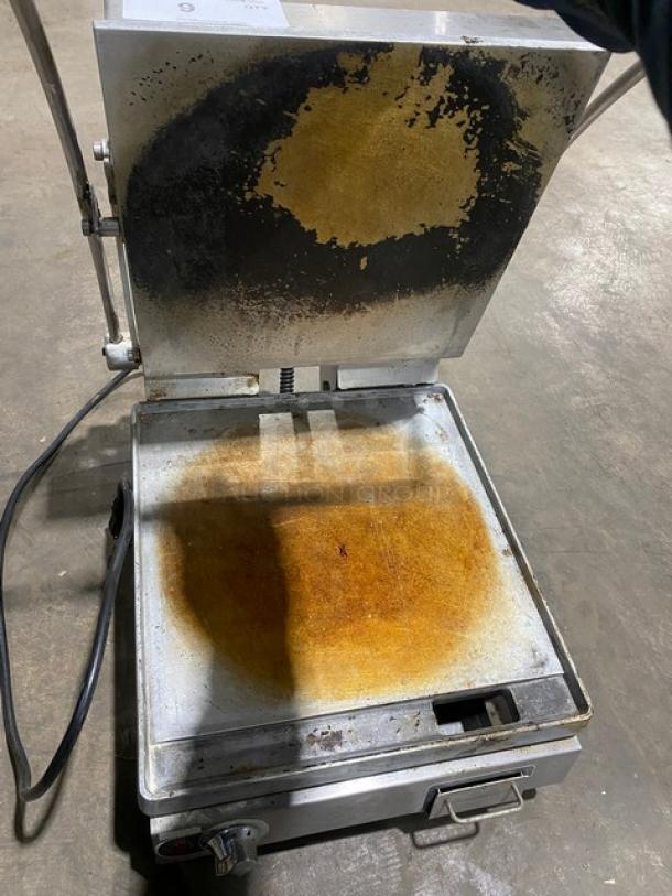 Star Pro-Max 2.0 Series Commercial Stainless Steel Electric Powered Countertop Sandwich/Panini Press Grill! WIth Smooth Aluminum Plates! Model: PST14 SN: PST140515A0003! 240V 1 Phase! On Legs! - Image 4 of 9