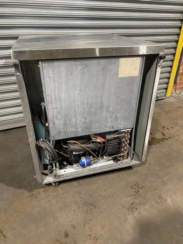 Randell Commercial Stainless Steel Undercounter Worktop Refrigerator! Model: 9404-7 SN: W320466-1-1! 115V 1 Phase! On Casters! - Image 3 of 8