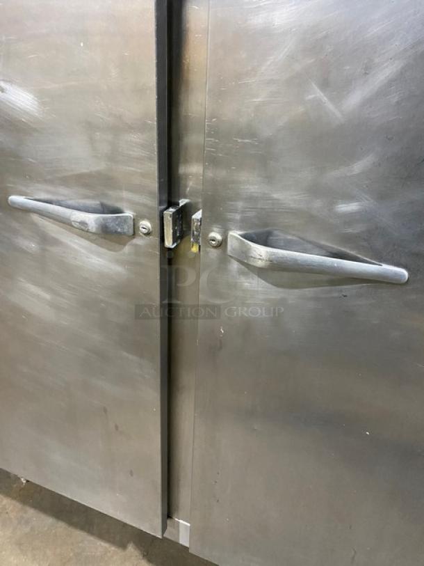 Traulsen Commercial Stainless Steel Solid 2 Door Reach In Refrigerator! With Poly Coated Wire Racks! Model: SG20010 SN: T955290A98! 115V 1 Phase! On Legs! - Image 8 of 11