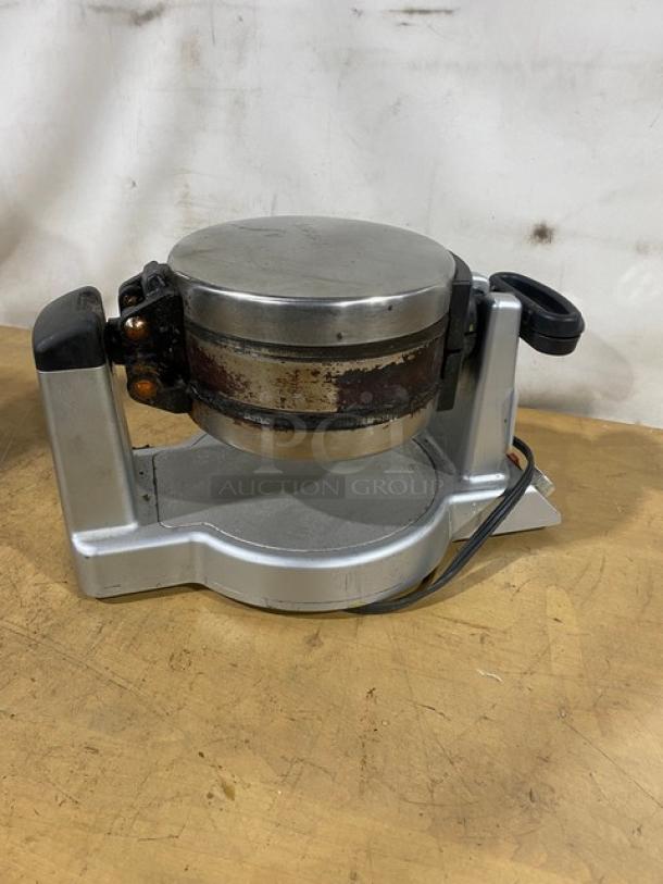 Cuisinart Breakfast Express Series Commercial Stainless Steel Electric Powered Countertop Waffle/Omelet/Pancake Maker! Model: WAF-B50! 120V! - Image 4 of 9