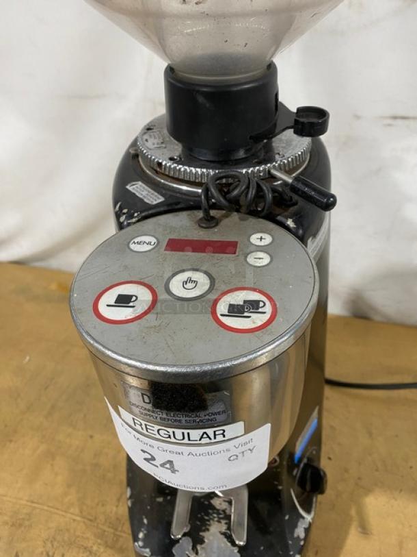Mazzer Commercial Countertop Doserless Espresso Grinder! With Bean Hopper! - Image 4 of 10