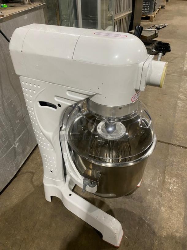 Late Model! 2024! Commercial Floor Style 30 Quart Planetary Mixer! With Clear Polycarbonate Splash Guard! With Stainless Steel Mixing Bowl & Wire Whip/Whisk Attachment! Model: HL-B30M SN: 24HL7124-039! 110V 1 Phase! - Image 4 of 11