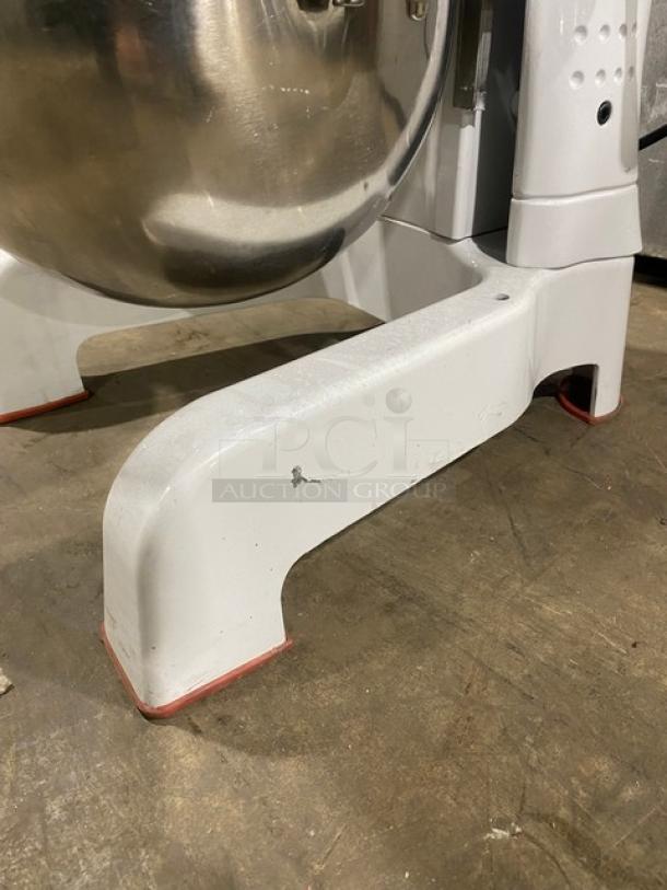 Late Model! 2024! Commercial Floor Style 30 Quart Planetary Mixer! With Clear Polycarbonate Splash Guard! With Stainless Steel Mixing Bowl & Wire Whip/Whisk Attachment! Model: HL-B30M SN: 24HL7124-039! 110V 1 Phase! - Image 8 of 11