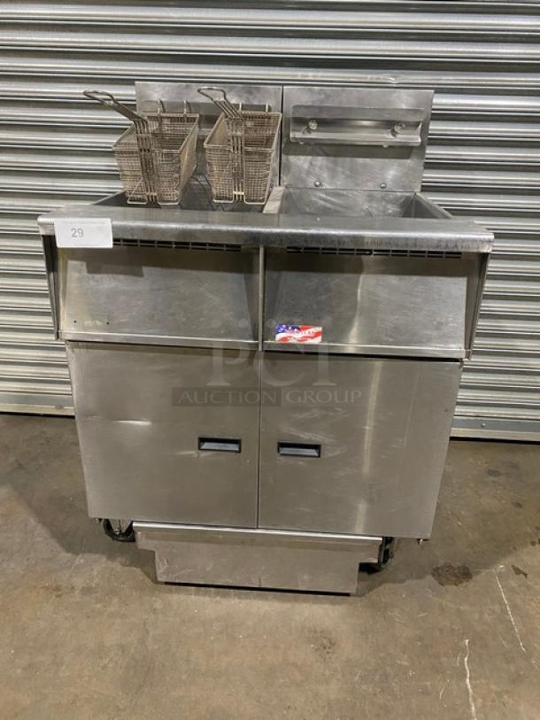 Pitco Commercial Stainless Steel Natural Gas Powered Double Bay Deep Fat Fryer! With Back Splash & Fryer Basket Hangers! With Frying Baskets! Model: SGH50 SN: G09CB007174! 115V! On Casters! - Image 1 of 11