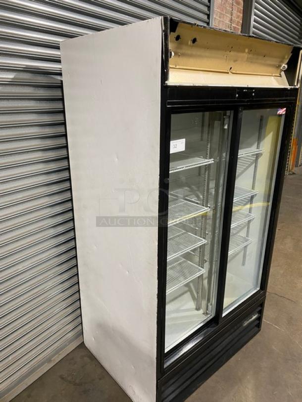 Beverage-Air CMX Series Commercial Double Glass Sliding Door Reach In Refrigerator Merchandiser! With Poly Coated Wire Racks! Model: MT38 SN: 0607X49329! 115V 1 Phase! - Image 4 of 8