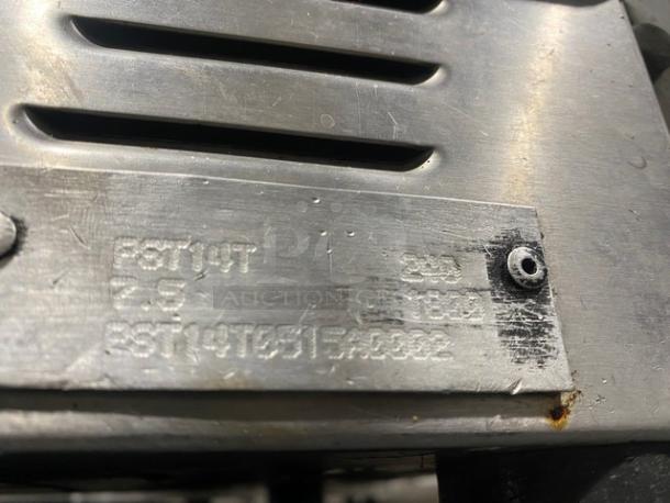 Star Pro-Max 2.0 Series Commercial Stainless Steel Electric Powered Countertop Sandwich/Panini Press Grill! With Aluminum Smooth Plates! Model: PST14T SN: PST14T0515A0002! 240V! On Legs! - Image 9 of 10