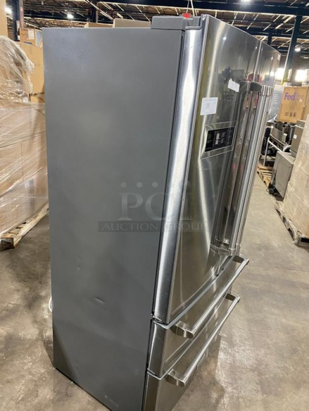 Thor Kitchen Commercial Stainless Steel Solid French Door 2 Drawer Free-Standing Reach In Refrigerator/Freezer Combo! With Built In Ice Maker! With Shelves, Drawers & Ice Scooper! With Digital Controls! Model: HRF3601F-V1 SN: HRF3601FV122070162! 115V 1 Phase! - Image 4 of 10