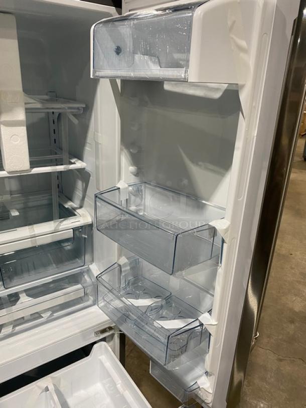 Thor Kitchen Commercial Stainless Steel Solid French Door 2 Drawer Free-Standing Reach In Refrigerator/Freezer Combo! With Built In Ice Maker! With Shelves, Drawers & Ice Scooper! With Digital Controls! Model: HRF3601F-V1 SN: HRF3601FV122070162! 115V 1 Phase! - Image 6 of 10