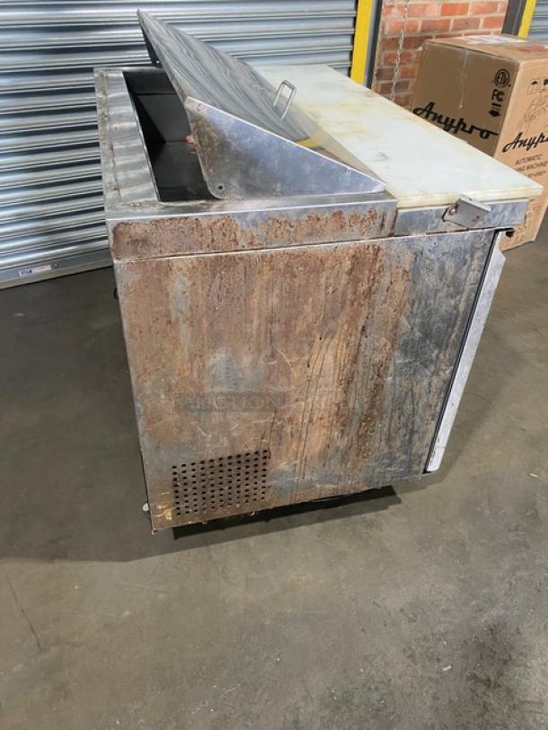 Avantco Commercial Stainless Steel 2 Door Refrigerated Bain Marie Style Mega Top Salad/Sandwich Prep Table! With Poly Coated Wire Racks! With Removable Cutting Board! Model: 178SSPT48HC SN: 9142050071! On Casters! - Image 4 of 9
