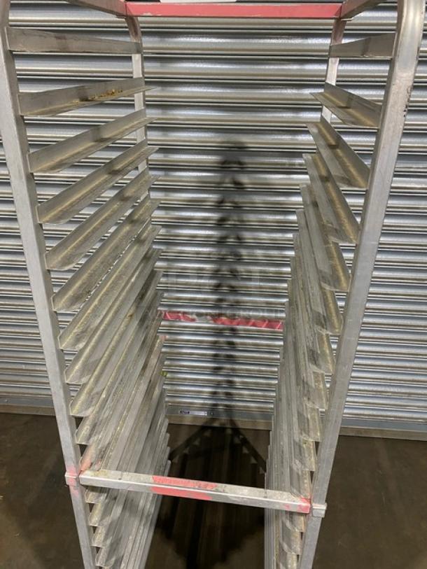 Winco Commercial Heavy-Duty Aluminum 20 Tier Pan Holding/Transport Rack! Model: ALRK-20BK! - Image 5 of 7