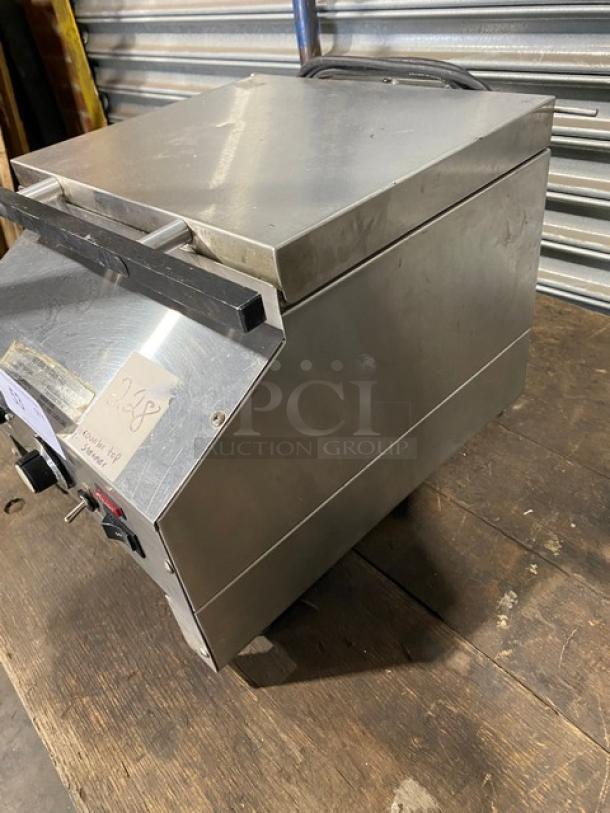 EmberGlo Commercial Stainless Steel Electric Powered Countertop Tap Water Steamer! Model: ES5TS18 SN: 041637! 120V 1 Phase! On Legs! - Image 2 of 11