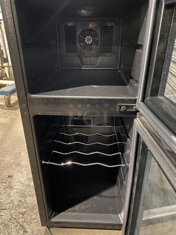 Wine Enthusiast Commercial Black Free-Standing 21 Bottle Dual Zone Wine Cooler! With 2 Independent Cooling Zones! With Digital Touch Controls! Model: 272 03 19 05 SN: CAN14096637! 110V! - Image 5 of 7