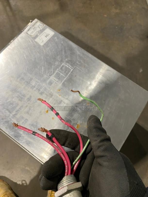 Groen HyPer Steam Series Commercial Stainless Steel Electric Powered Countertop 3 Pan Convection Steamer! With Built In Pan Holding Racks! Model: HY-3E STEAMER SN: 3E1646MS! 208V 3 Phase! - Image 8 of 10