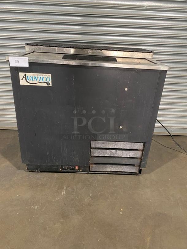 Avantco Commercial Black Horizontal Bottle Cooler! With Stainless Steel Reach In Sliding Top Lid! With Poly Coated Wire Rack Divider! Model: 178HBB36HC SN: 6548 3339 1910 2022! 115V! - Image 1 of 9