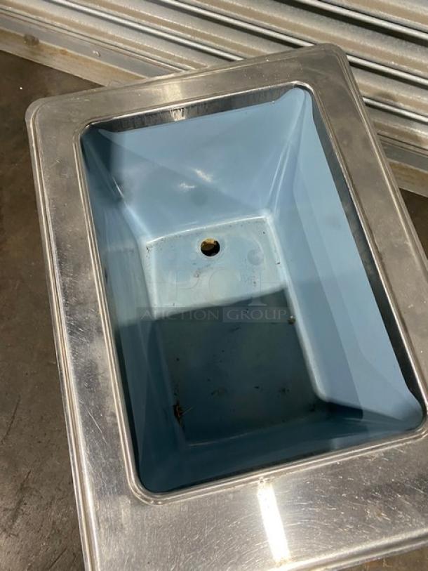 Delfield Commercial Stainless Steel Drop In Ice Chest/Bin! With Drain Hole! Model: 305 SN: 1302150000389! - Image 5 of 9