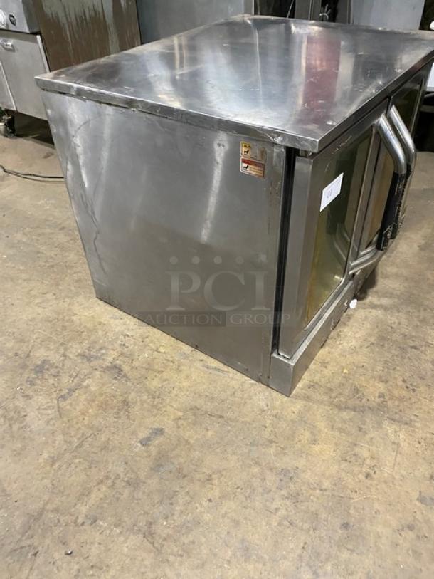 Sierra Commercial Stainless Steel Natural Gas Powered Single Stack Convection Oven! With Wire Oven Racks! - Image 2 of 11
