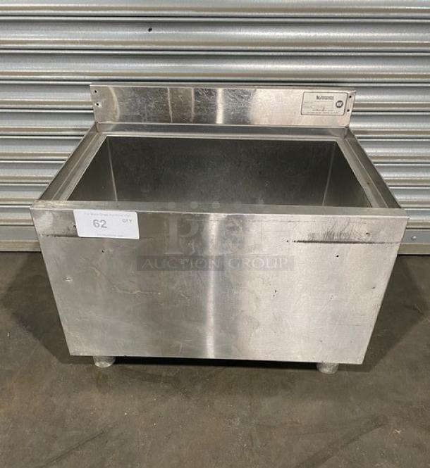 Krowne Commercial Stainless Steel Under Bar Ice Bin/Cocktail Unit! With Back Splash & Drain Hole! Model: 18-24 SN: 03030006010! On Legs! - Image 1 of 7